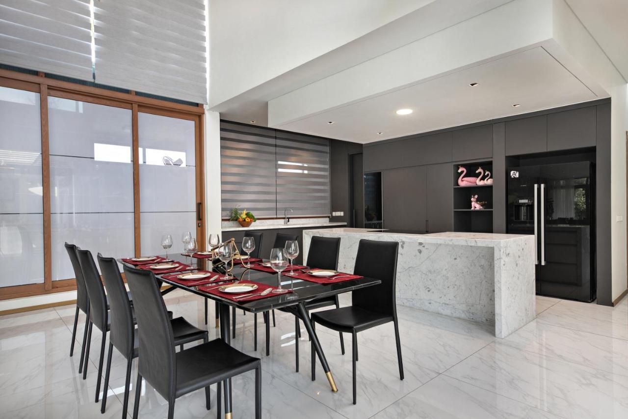 דה נאנג Deluxe Ocean Villa Along The Beach מראה חיצוני תמונה