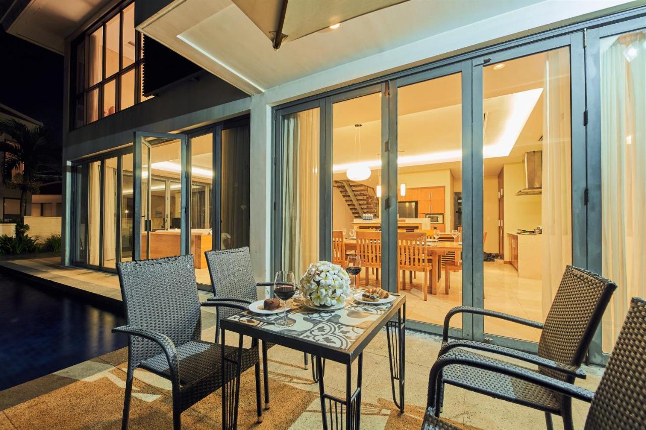 דה נאנג Deluxe Ocean Villa Along The Beach מראה חיצוני תמונה