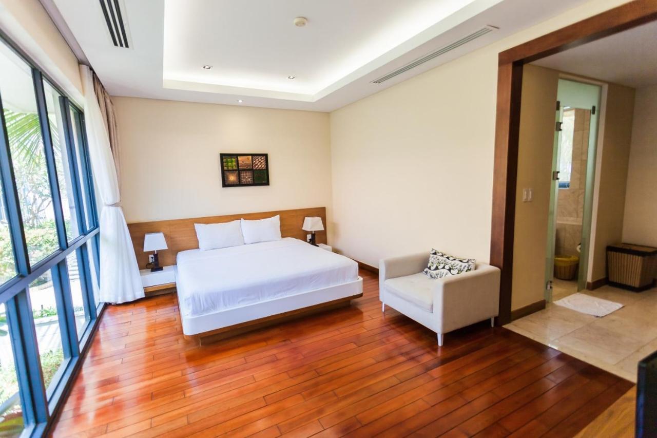דה נאנג Deluxe Ocean Villa Along The Beach מראה חיצוני תמונה